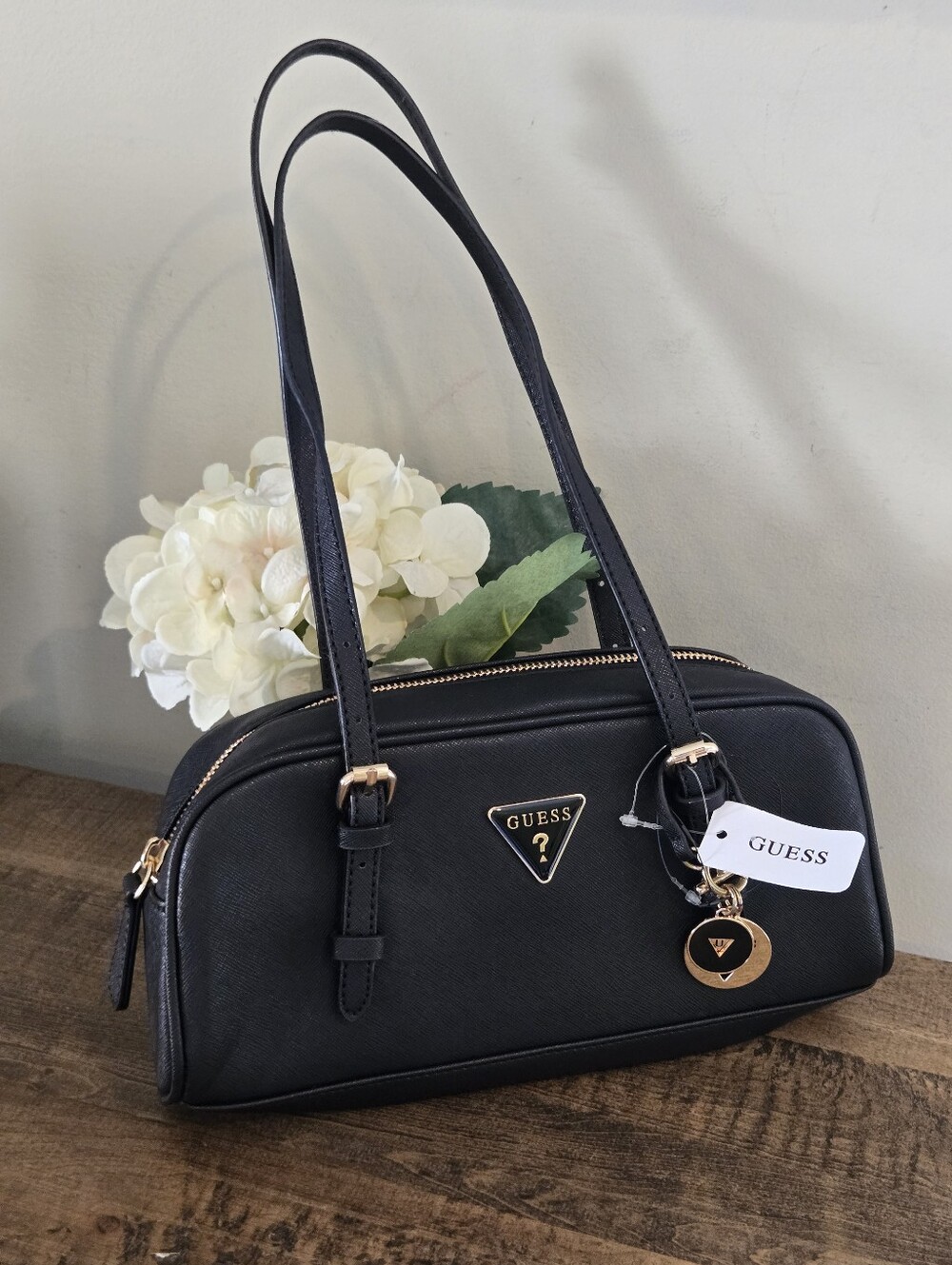 Guess Shoulder Bag Black